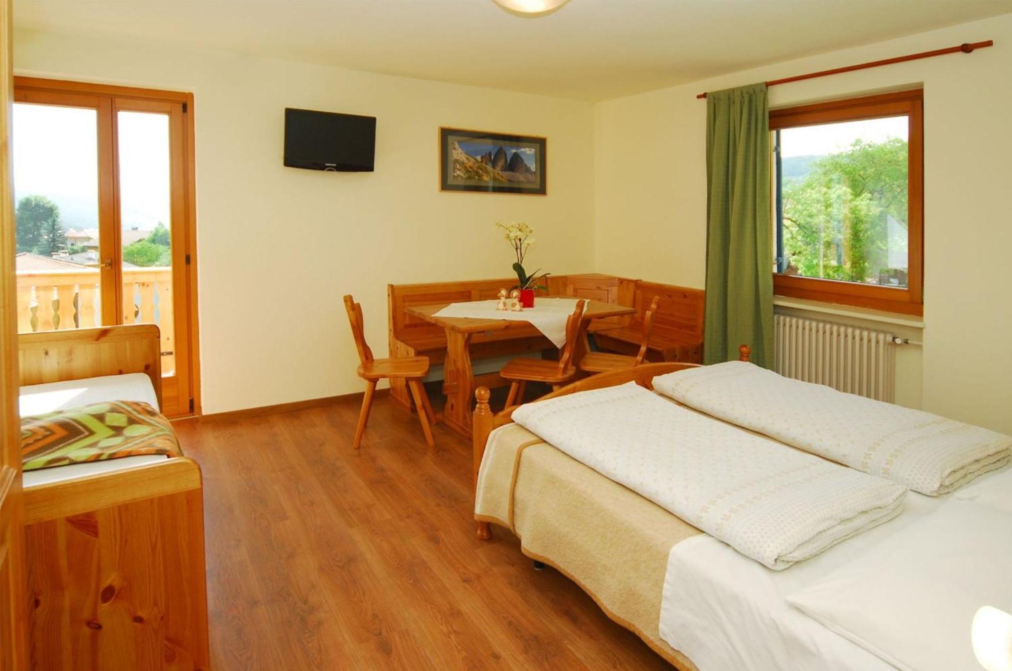 Garni Karlegger Acomodação com café da manhã Siusi Quarto foto